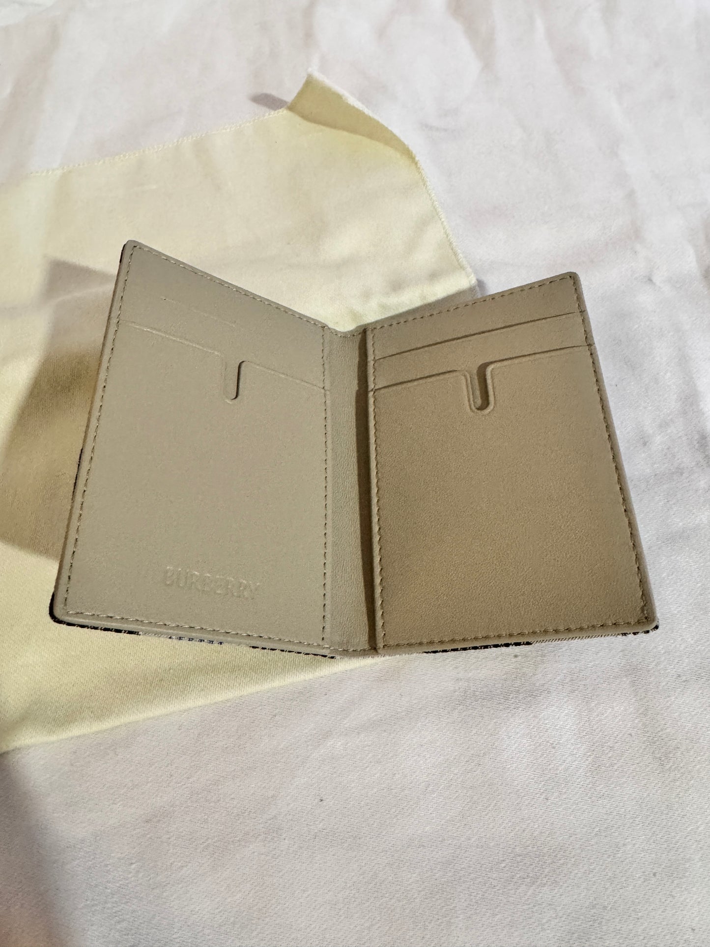 Burberry Novacheck Pocket Organizer