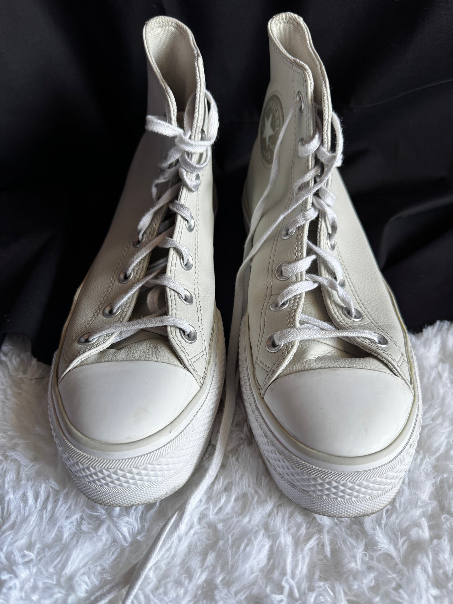 Converse Chuck Taylor All Star Platform Cream/White Leather Size 10