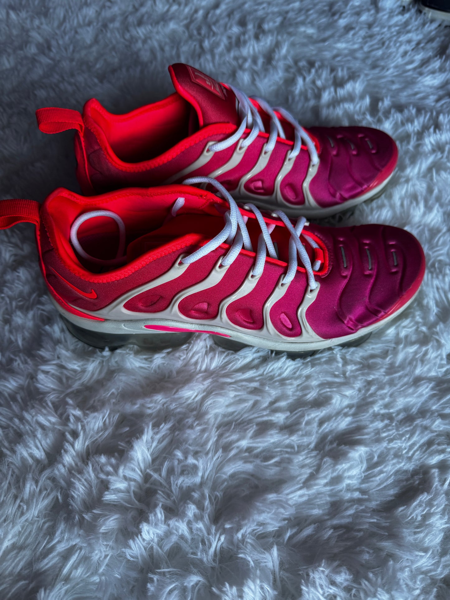 Nike W Air Vapormax Plus Platinum Tint Pink Blast