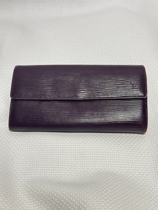 LOUIS VUITTON Epi Portefeuille Sarah Long Wallet Purple