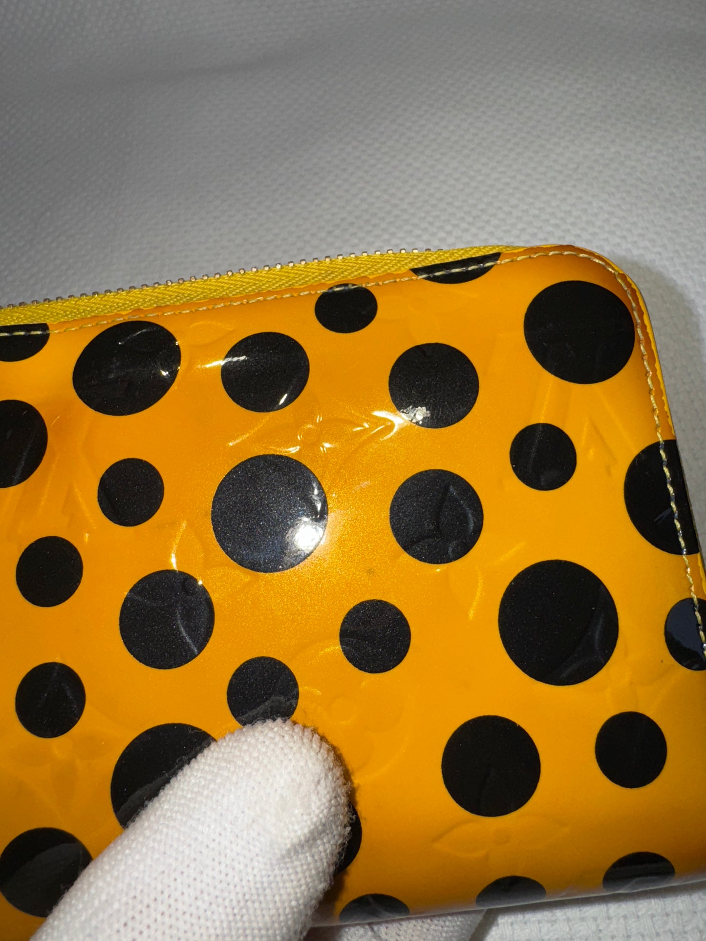 Louis Vuitton x Yayoi Kusama Monogram Vernis Dots Infinity Zippy Wallet