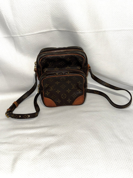 LOUIS VUITTON Amazon Brown Monogram Crossbody Shoulder Bag