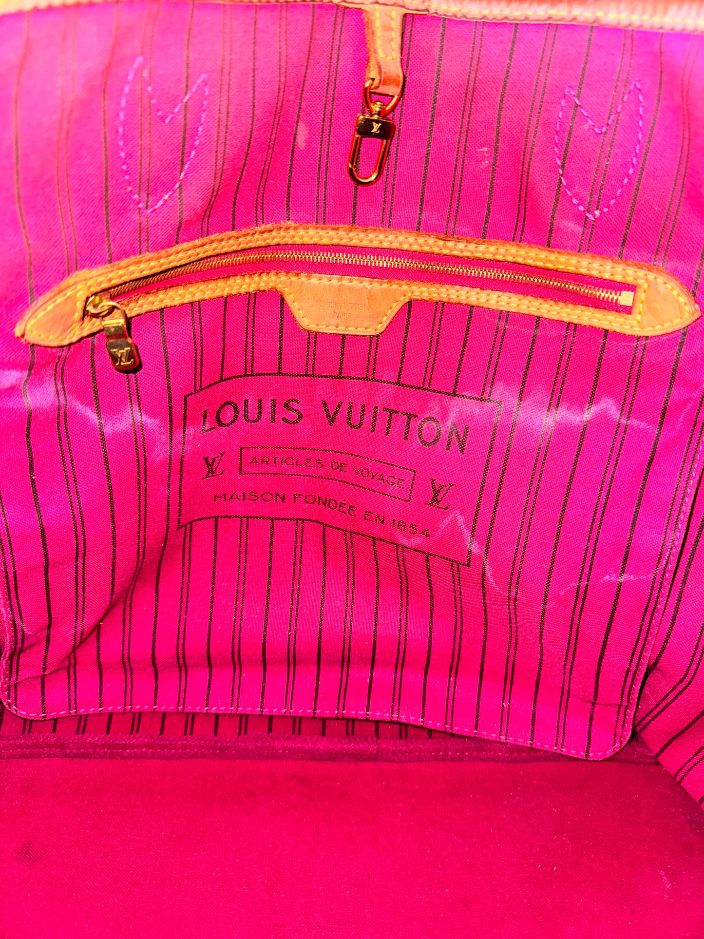 Louis Vuitton Neverfull GM with Pivoine Interior