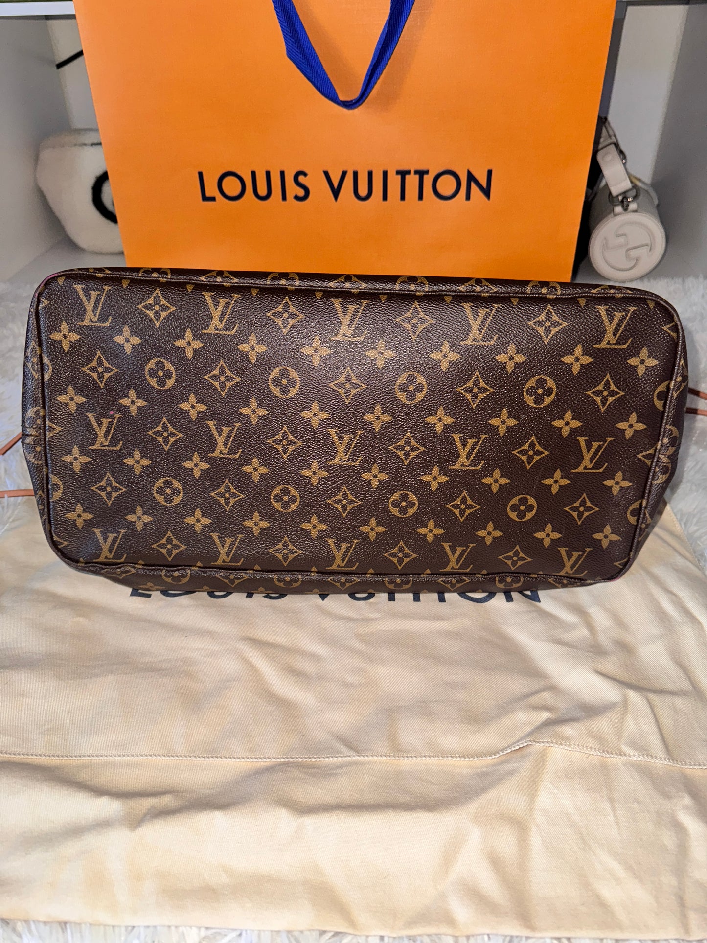 Louis Vuitton Neverfull GM with Pivoine Interior
